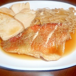 赤魚・えのき・豆腐の煮物